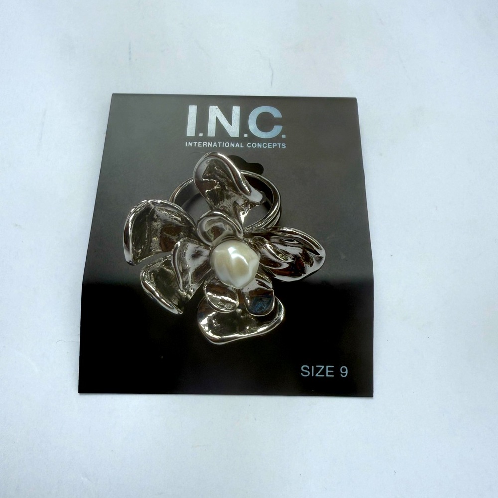 INC International Concepts Silver and White Floral Ring